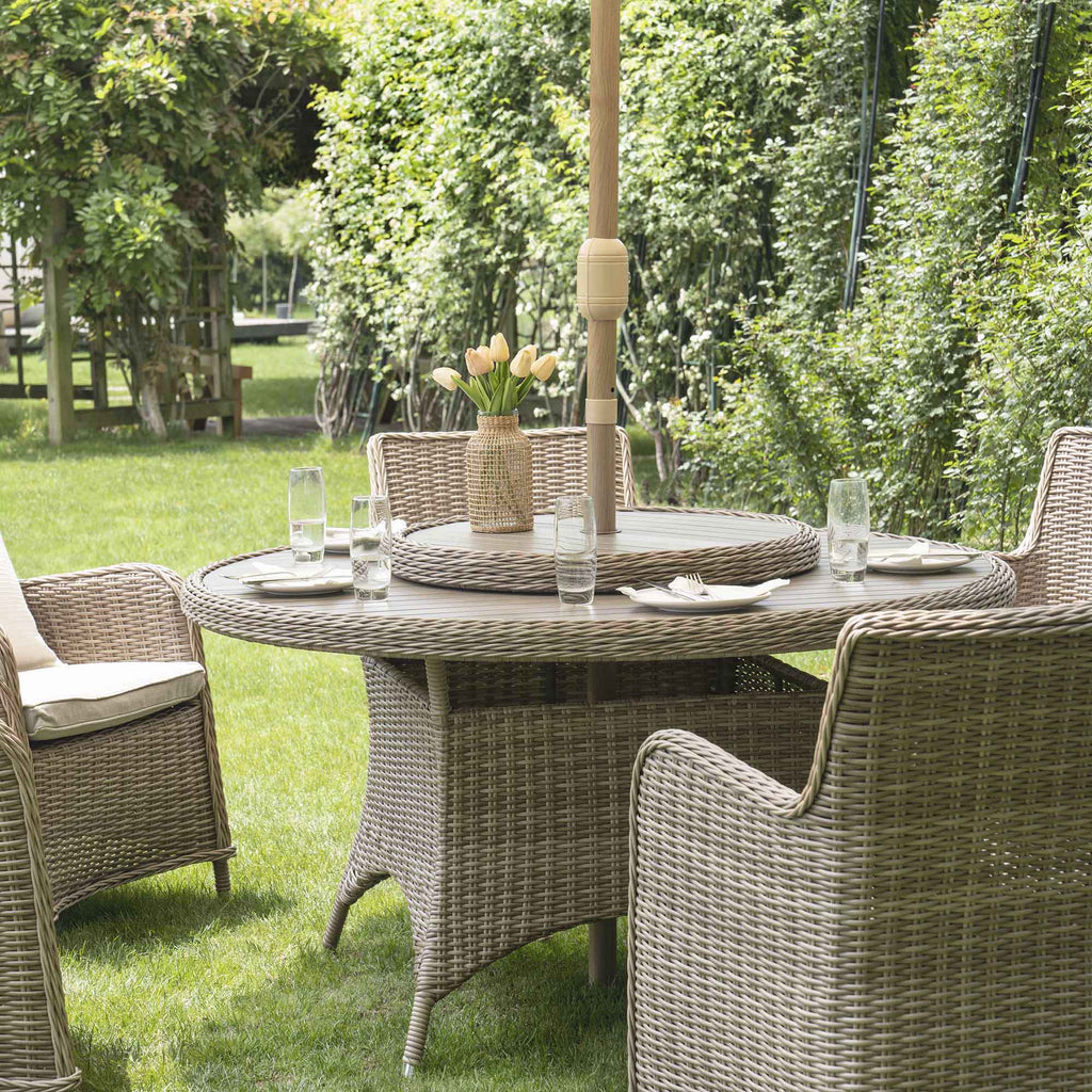 Hampshire 6-Seater Round Rattan Dining Set with Lazy Susan in