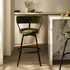 files/BCH-2218-MOSS-CHE-2P_SCENE-GIF.gif