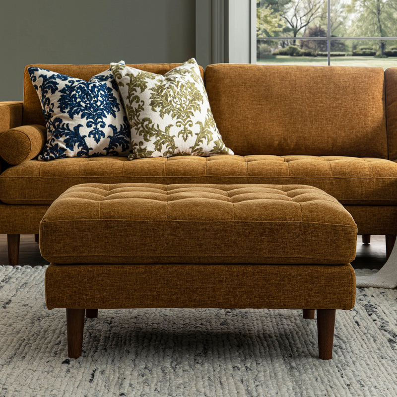 Henrietta Ottoman, Spiced Honey Chenille - daals