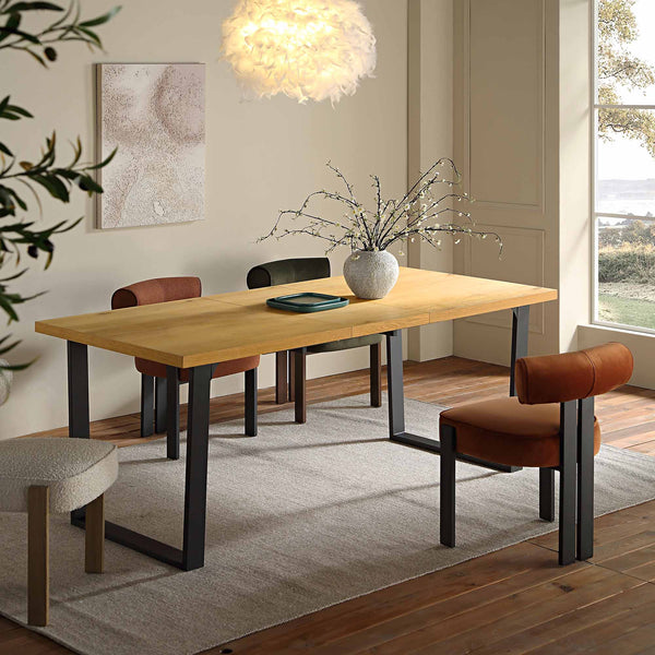 BERN 6-8 Seater Oak Extending Dining Table with Metal Legs