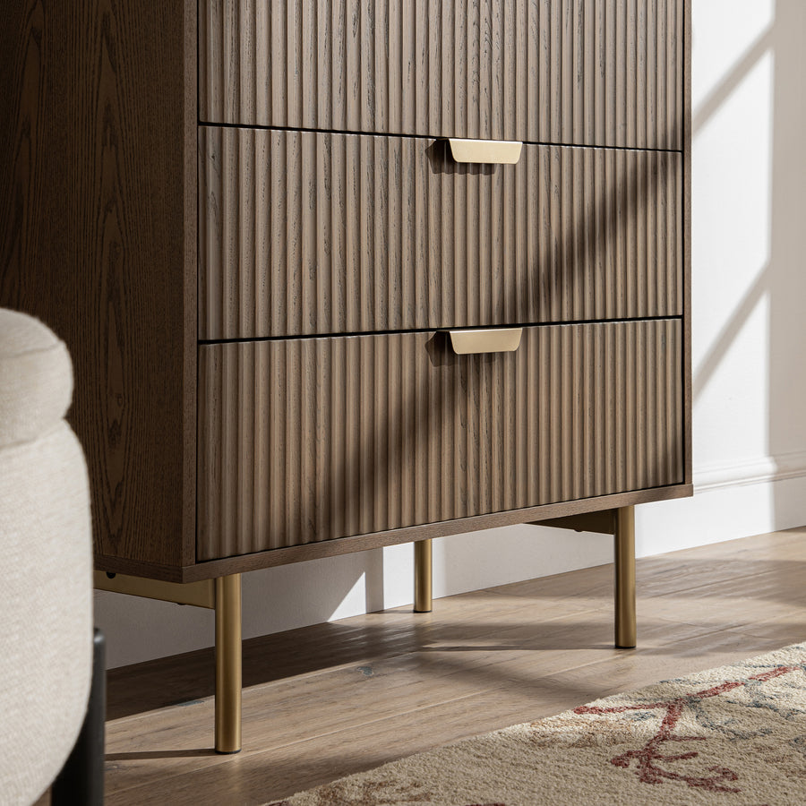 Richmond Ridged Chest of 5 Drawers, Dark Ash