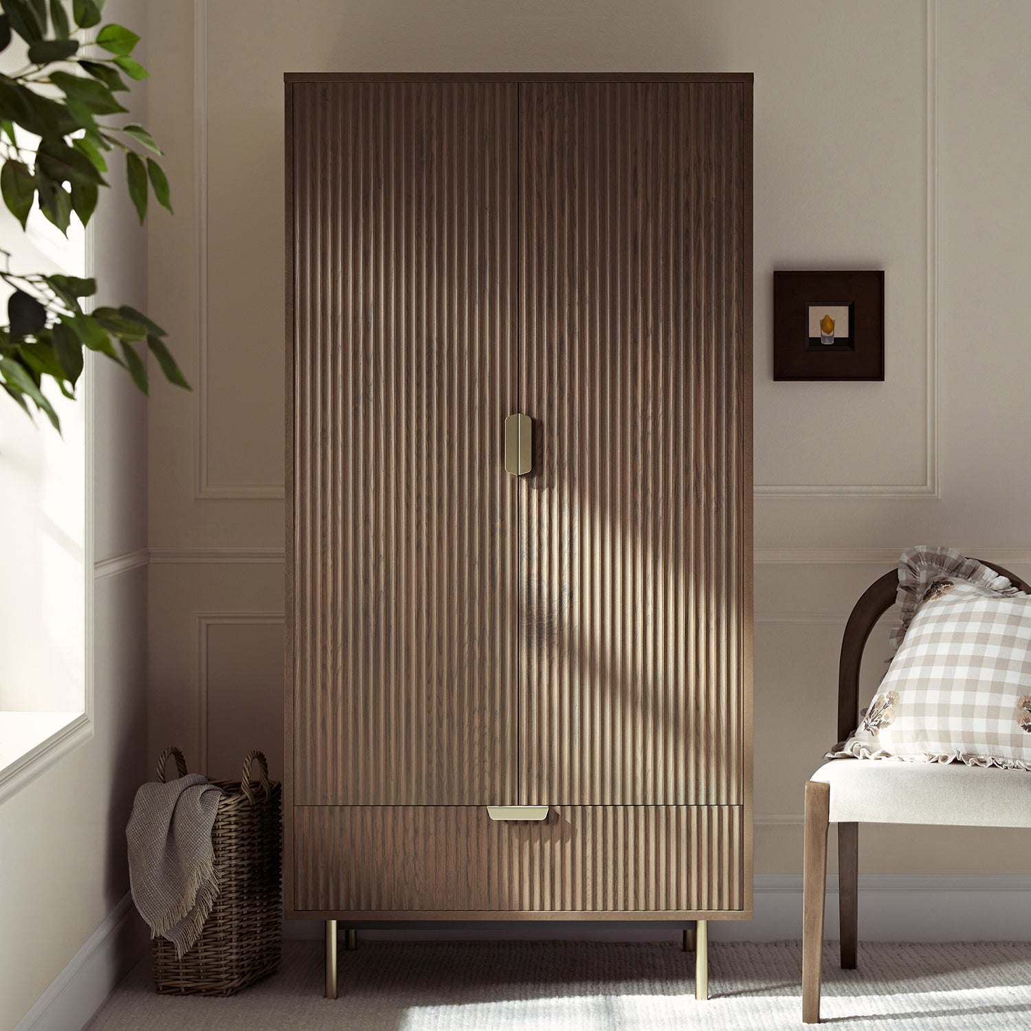 Richmond Ridged Double Wardrobe with Drawer, Dark Ash