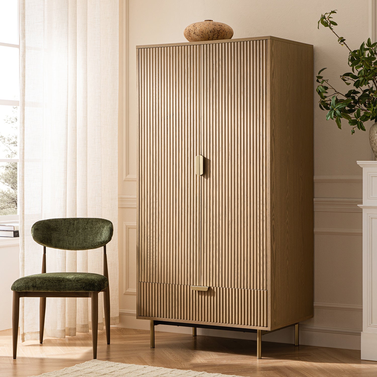 Richmond Ridged Double Wardrobe with Drawer, Light Ash