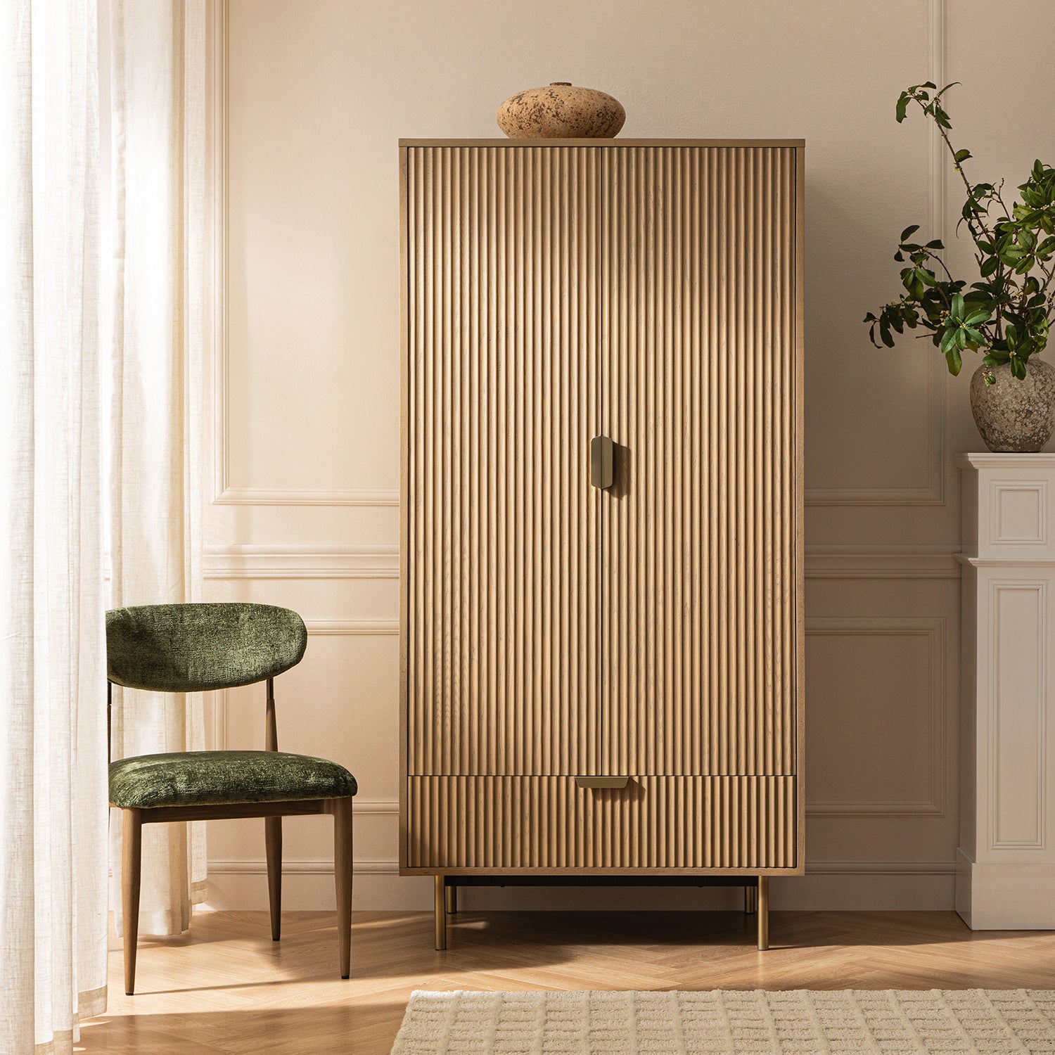 Richmond Ridged Double Wardrobe with Drawer, Light Ash