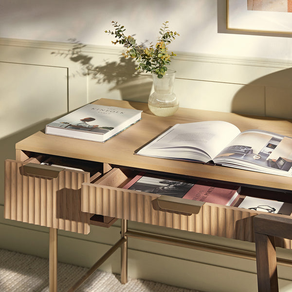 Richmond Ridged Dressing Table, Light Ash