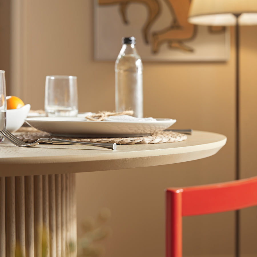 Maru Round Oak Pedestal Dining Table, Greige Oak - daals