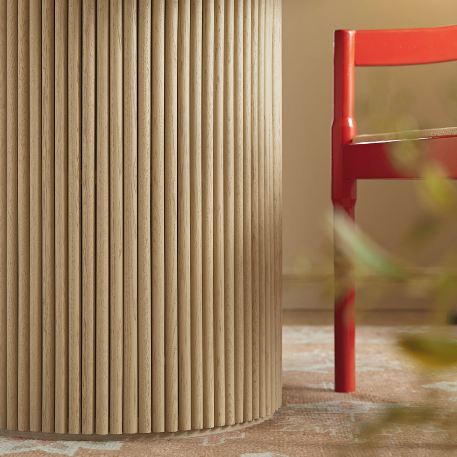Maru Round Oak Pedestal Dining Table, Greige Oak - daals