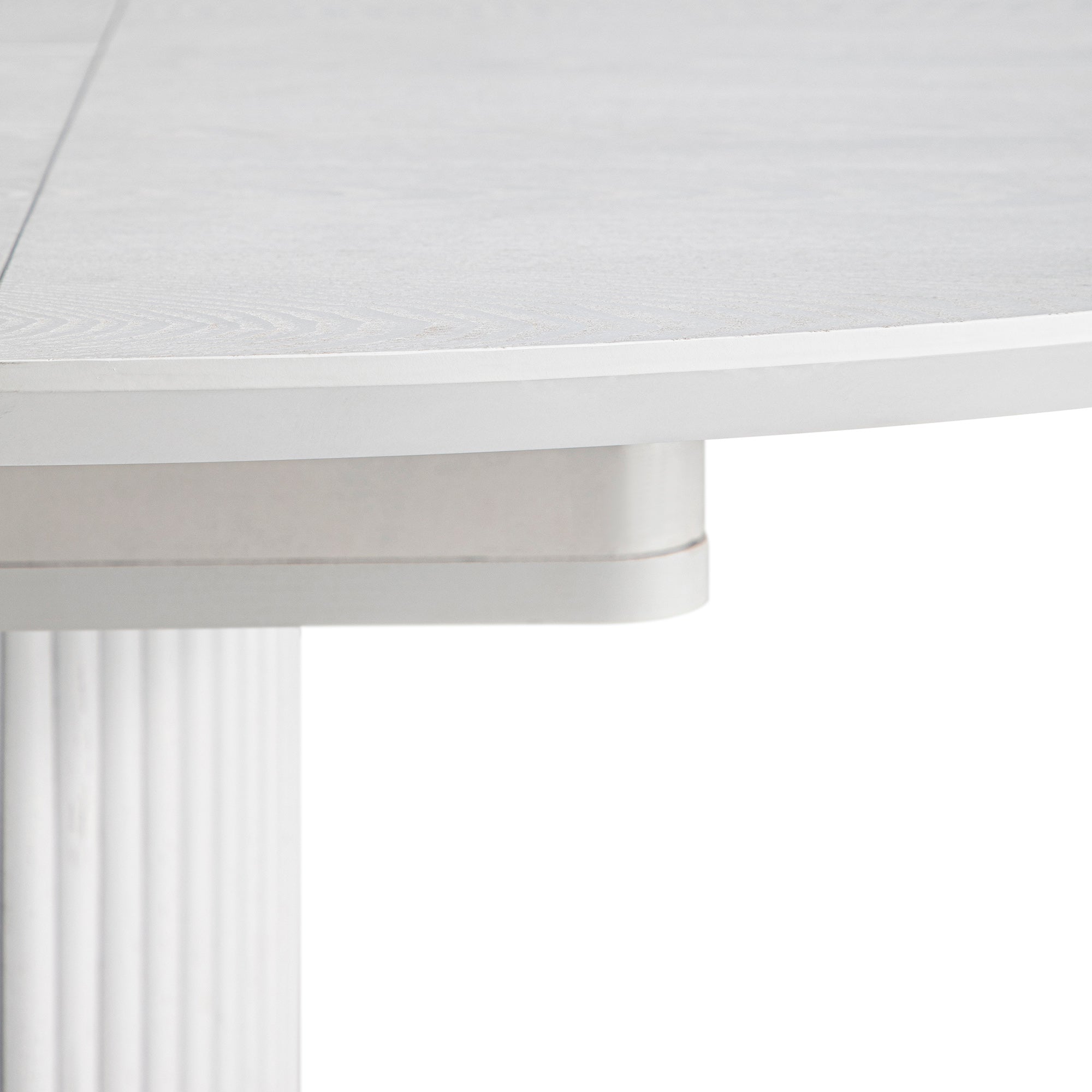 Maru Round 4-6 Seater Extending Oak Pedestal Dining Table, Washed White