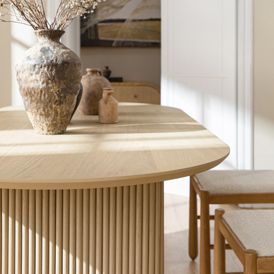 Maru Oval 6-8 Seater Extending Oak Pedestal Dining Table, Greige Oak - daals