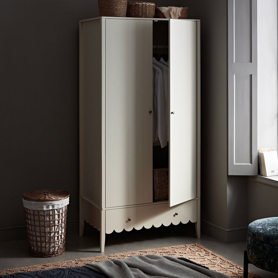 Henley Scalloped Edge Double Wardrobe, Light Sand - daals