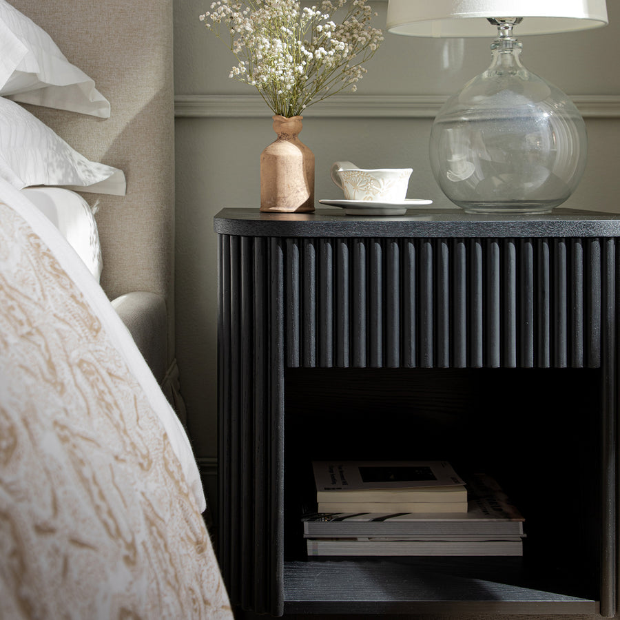 Maru 1-Drawer Bedside Table, Black