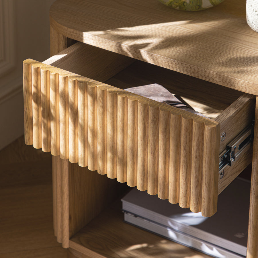 Maru 1-Drawer Bedside Table, Oak