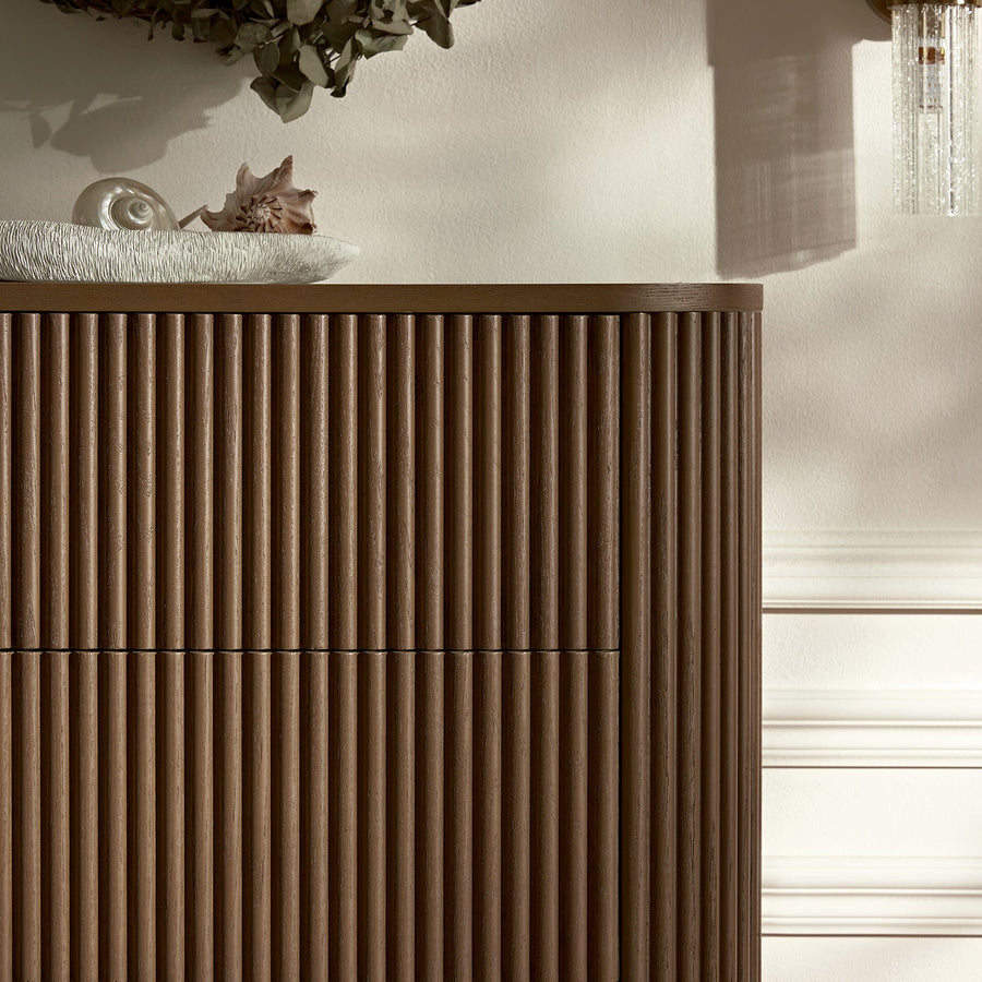 Maru Chest of 5 Drawers, Silver Oak