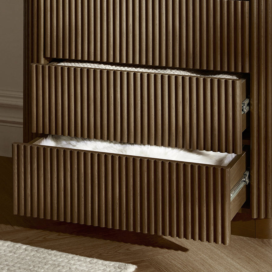 Maru Chest of 5 Drawers, Silver Oak