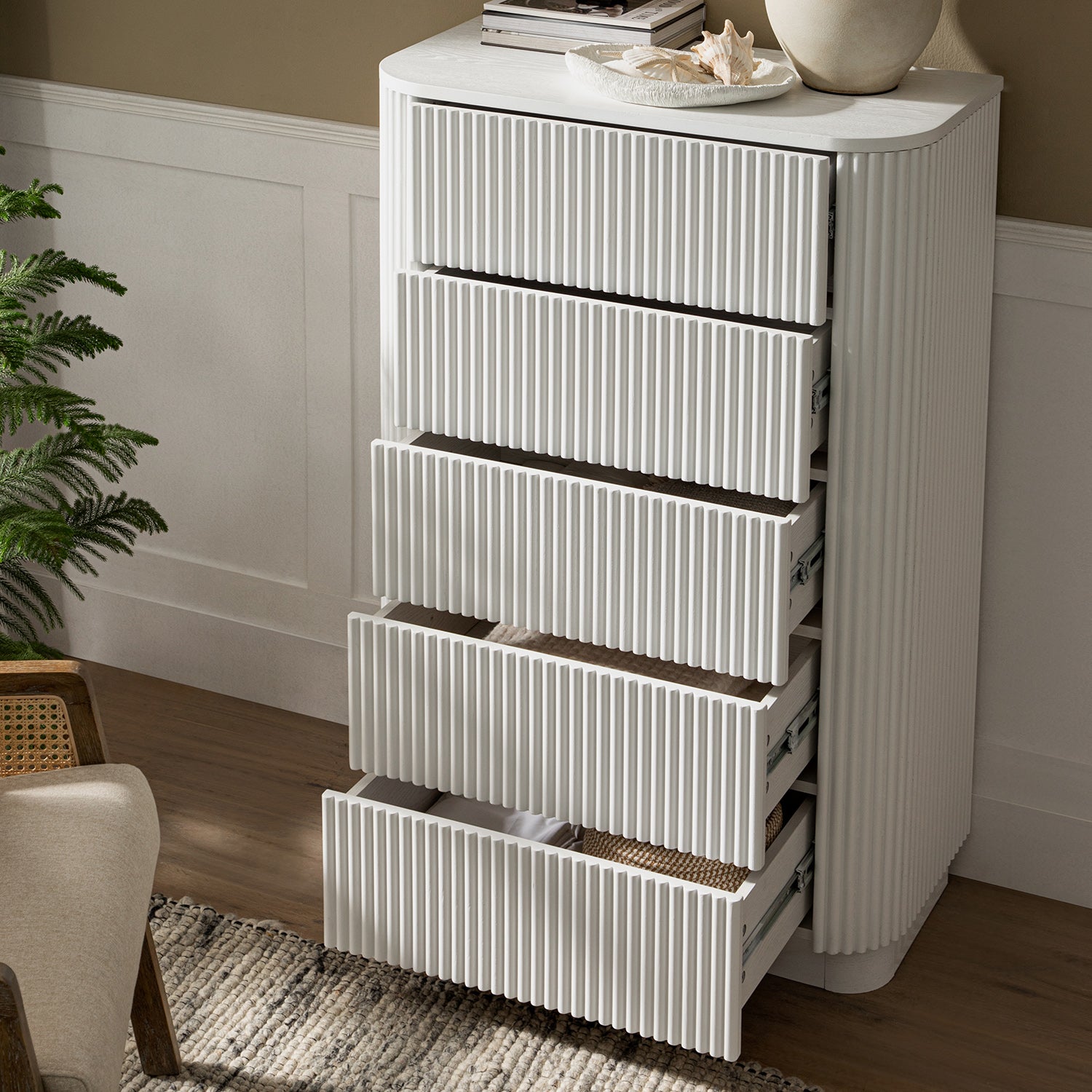 Maru Chest of 5 Drawers, Washed White