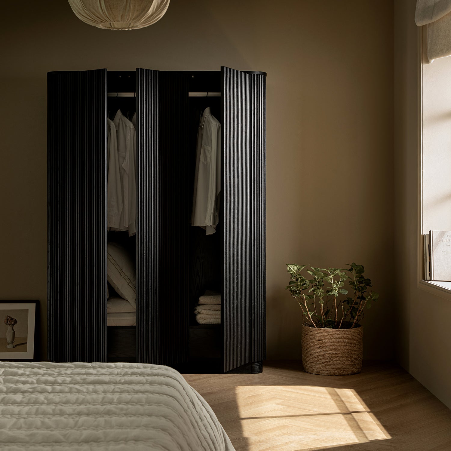 Maru Triple Wardrobe, Black