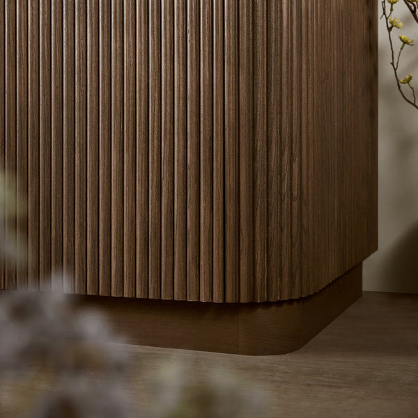 Maru Triple Wardrobe, Silver Oak - daals