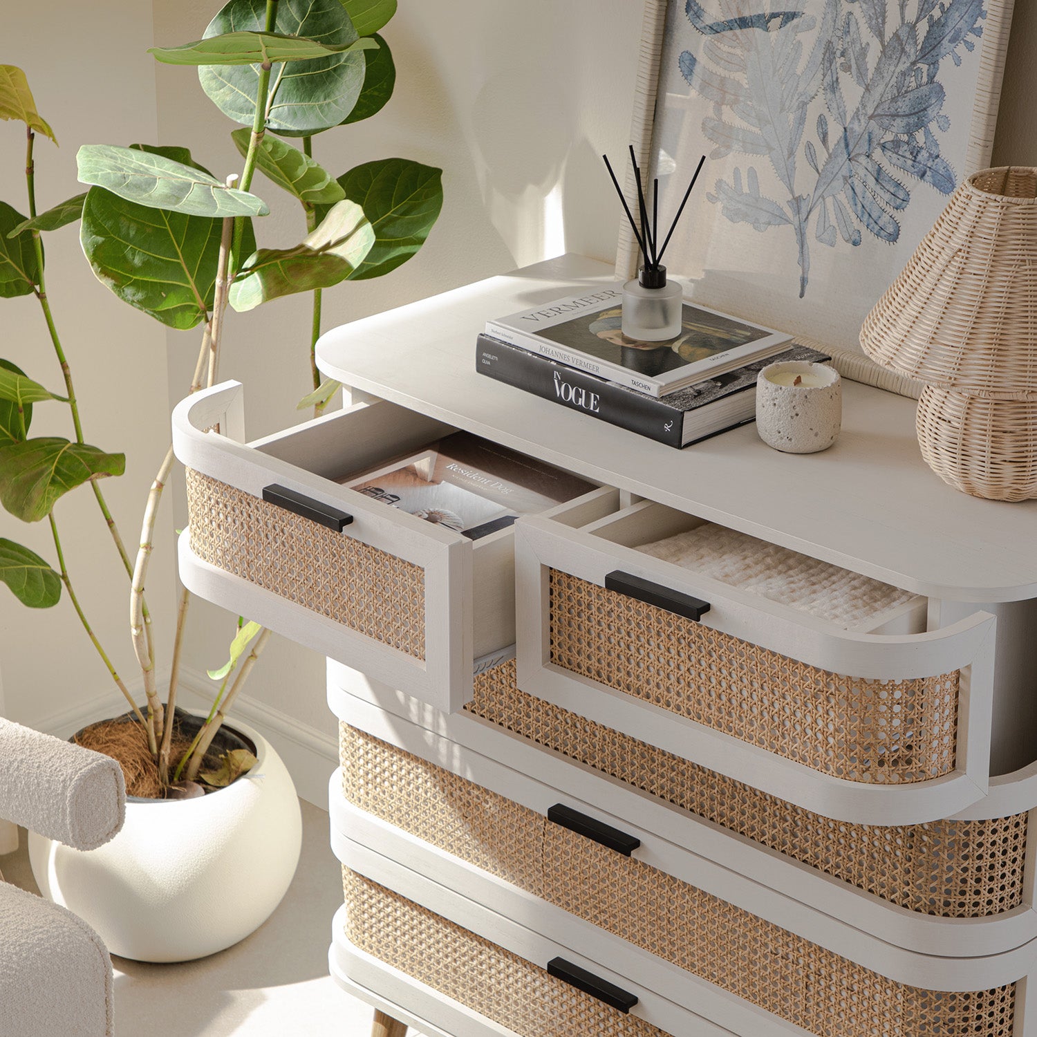 Izzy Curved Rattan Chest of 5 Drawers, White