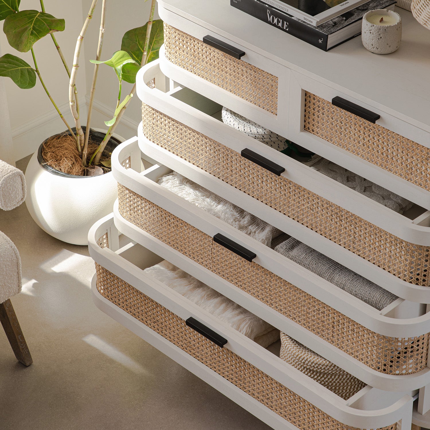 Izzy Curved Rattan Chest of 5 Drawers, White