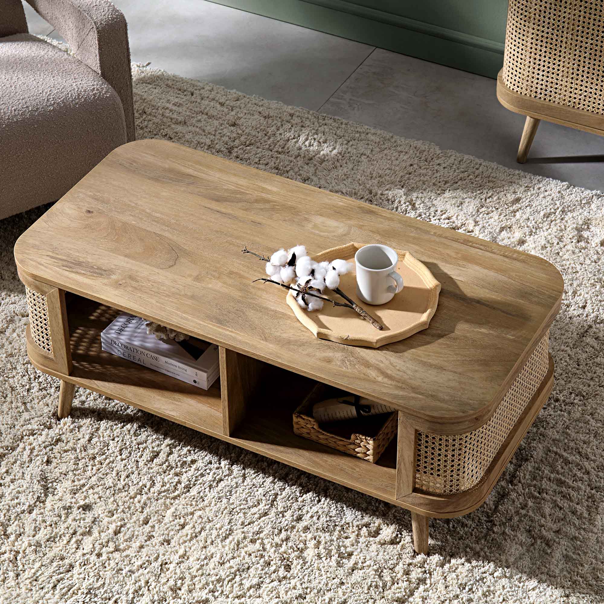 Curvy Table Izzy Curved Rattan Coffee Table, Natural | daals