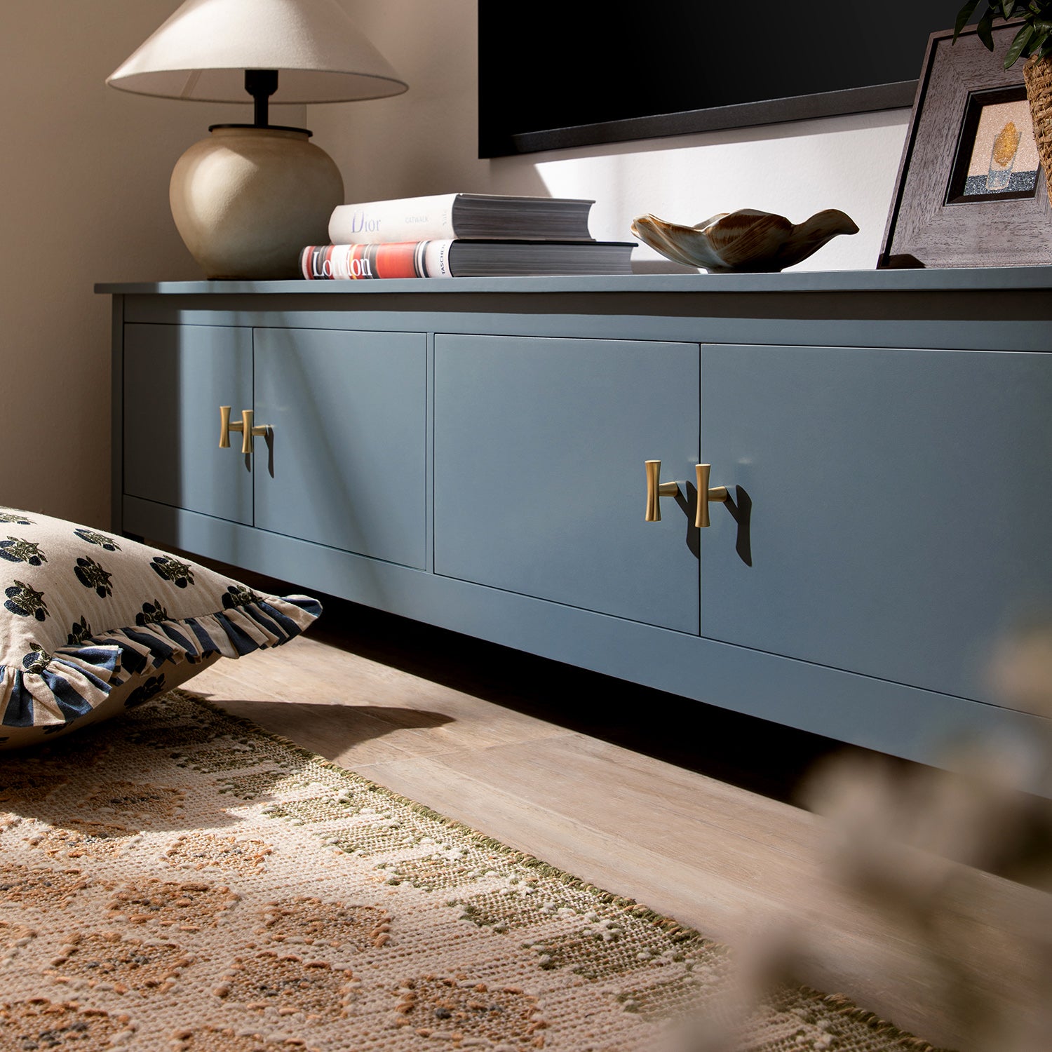 Oakham 180cm Wide TV Unit, Stormy Blue