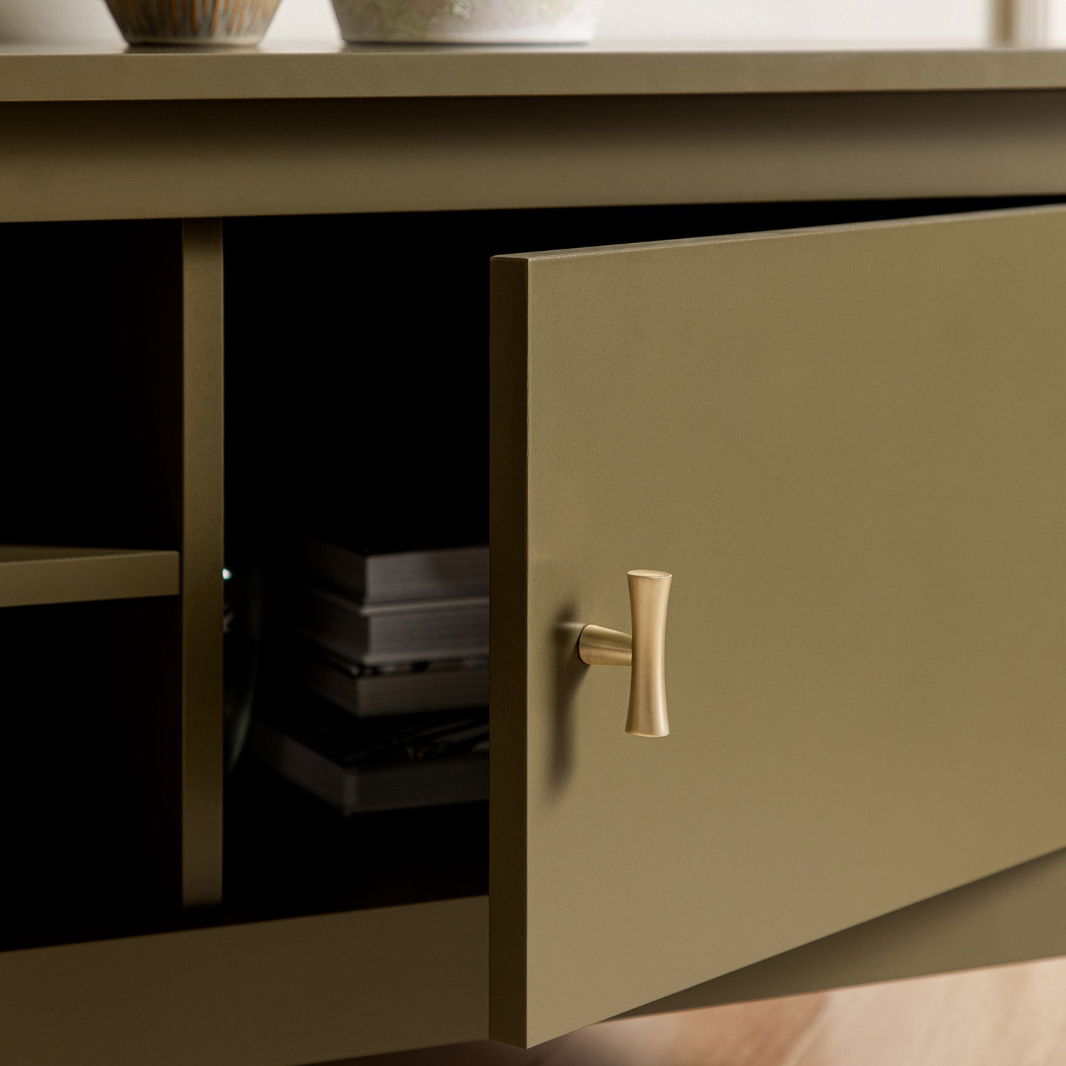 Oakham 150cm TV Unit, Olive Grove