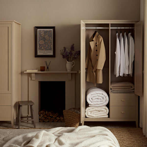 Oakham Mirrored Double Wardrobe, Deep Greige - daals
