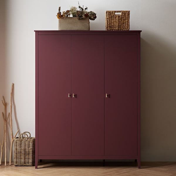 Oakham Triple Wardrobe, Wild Cherry - daals