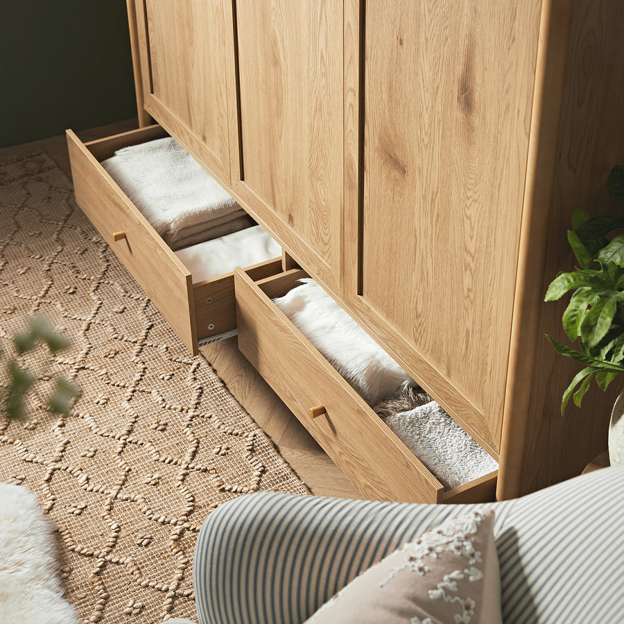 Linden Triple Wardrobe, Natural