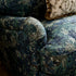 files/GCSF-2395-JULIEN-LOVESEAT_scene4.jpg