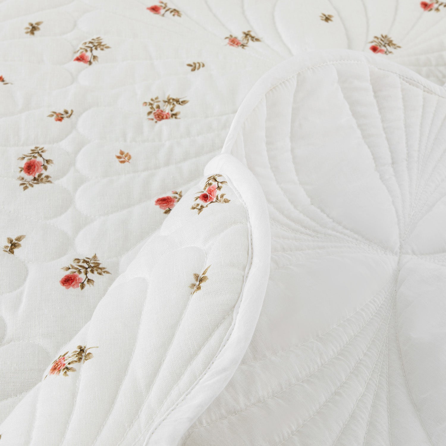 Darcy Rose Ivory White Scallop Quilted Linen Blend Bedspread
