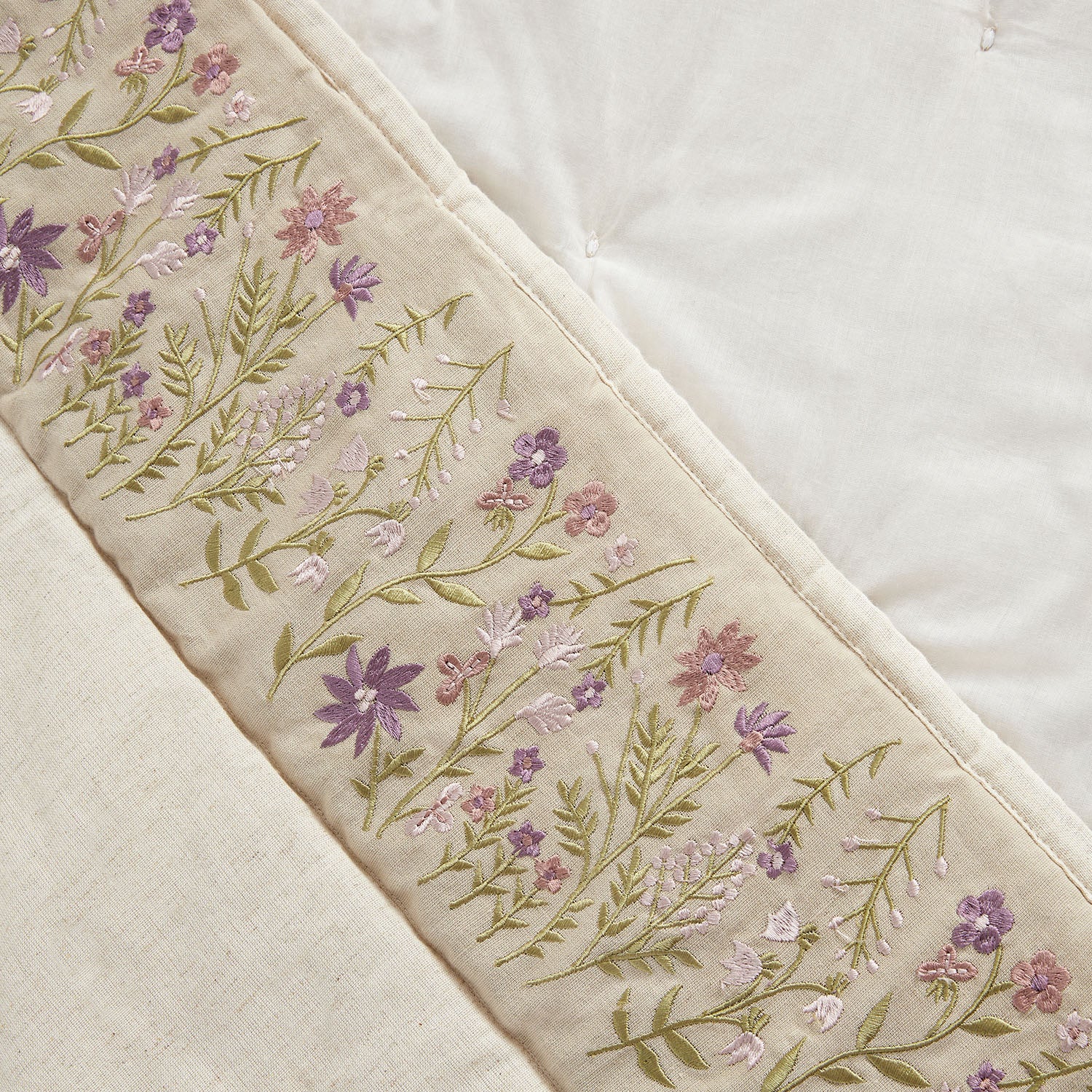 Evelyn Wildflower Embroidered Quilted Linen Blend Bedspread