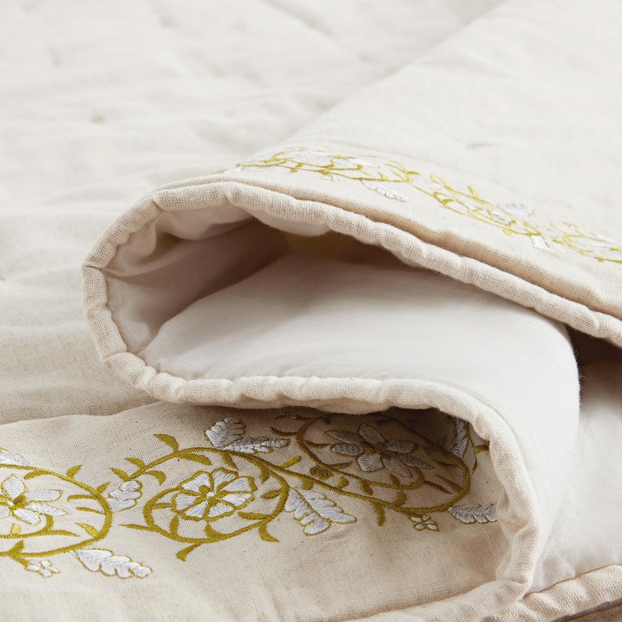 Jasmina Cream Floral Embroidered Quilted Linen Blend Bedspread - daals