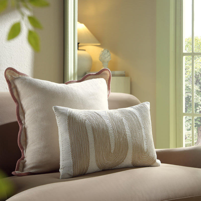 Luxe Collection Odilla Sparkle Cord Velvet Cushion - daals