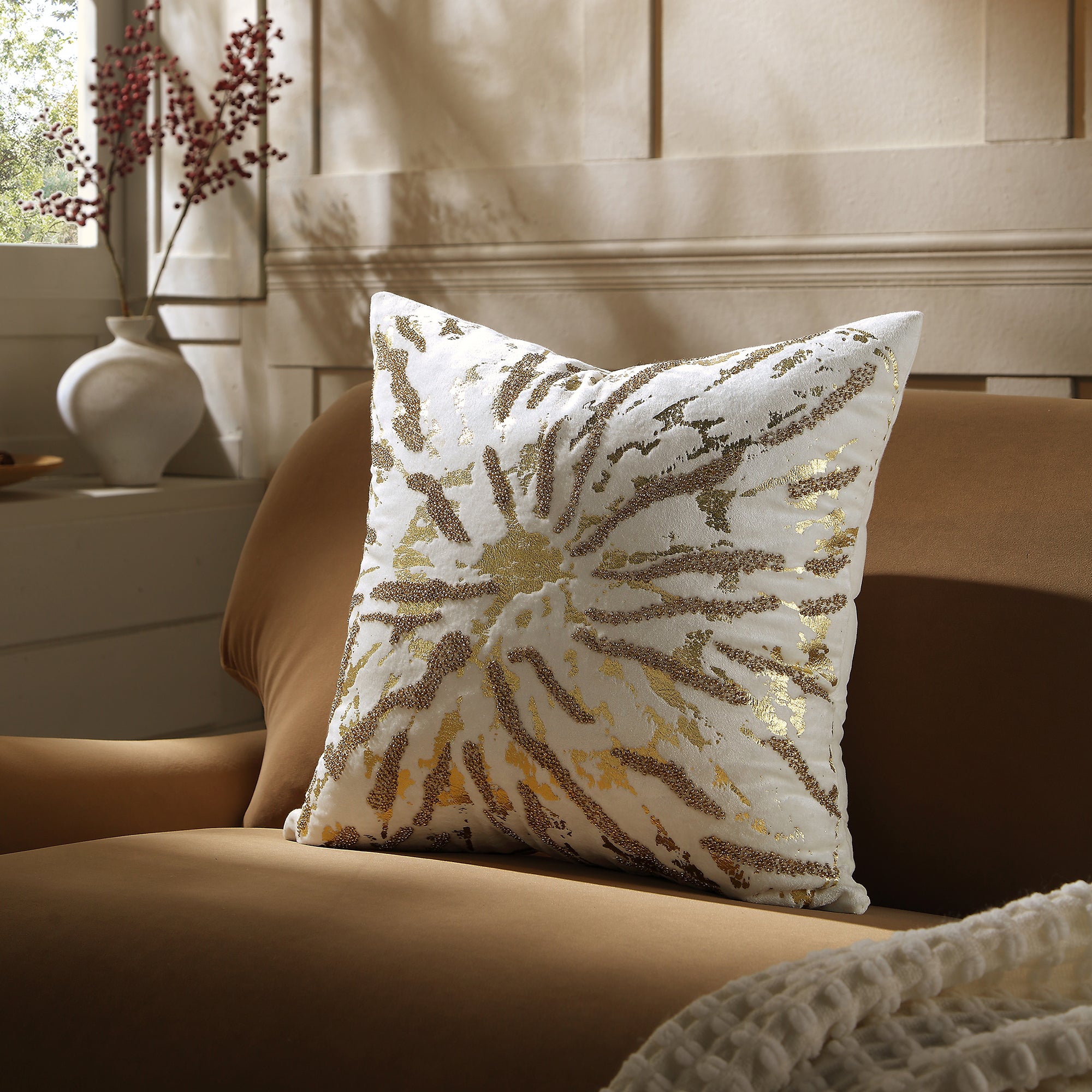 Luxe Collection Starburst Gold Foil Hand Beaded Velvet Cushion daals