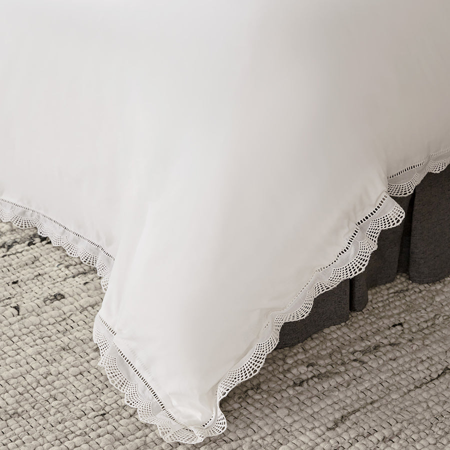 Castillo White Lace 300 Thread Count Cotton Percale Duvet Set