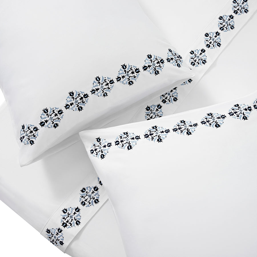 Kingsbury Navy & Powder Blue Heritage Embroidered 600 Thread Count Cotton Sateen Duvet Set