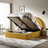 files/JAH-09-MUSTVEL_scene2.jpg