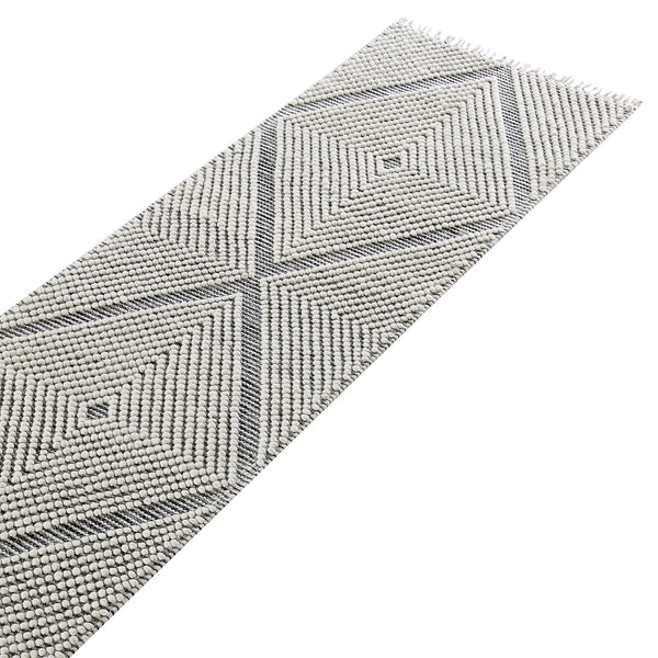 Avanti Handwoven Salt and Pepper Diamond Bobble Wool Runner - daals