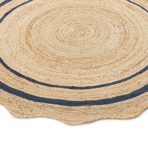 Evie Hand Braided Jute Scallop Navy Blue Round Rug