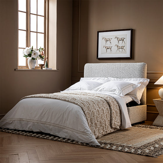 Ezri Border Natural Handwoven Wool & Jute Rug