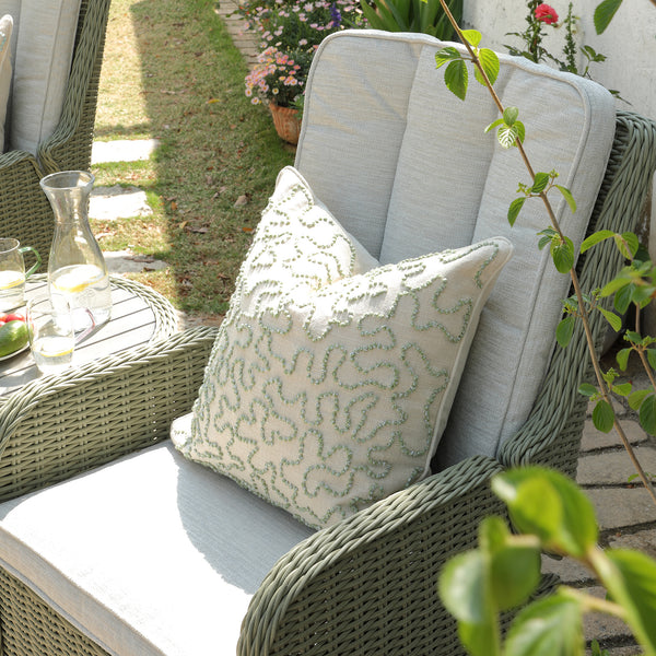 Hampshire 2-Seater Round Wicker Reclining Bistro Set with Stools, Desert Sage