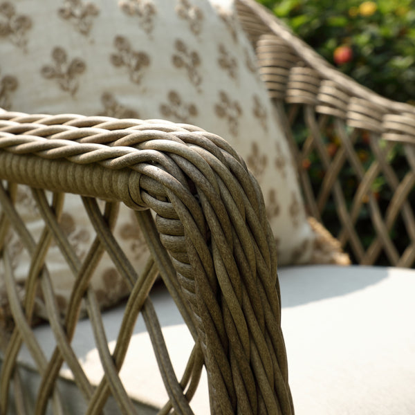 Willowbrook Lattice Weave Rattan Bistro Set, Natural - daals
