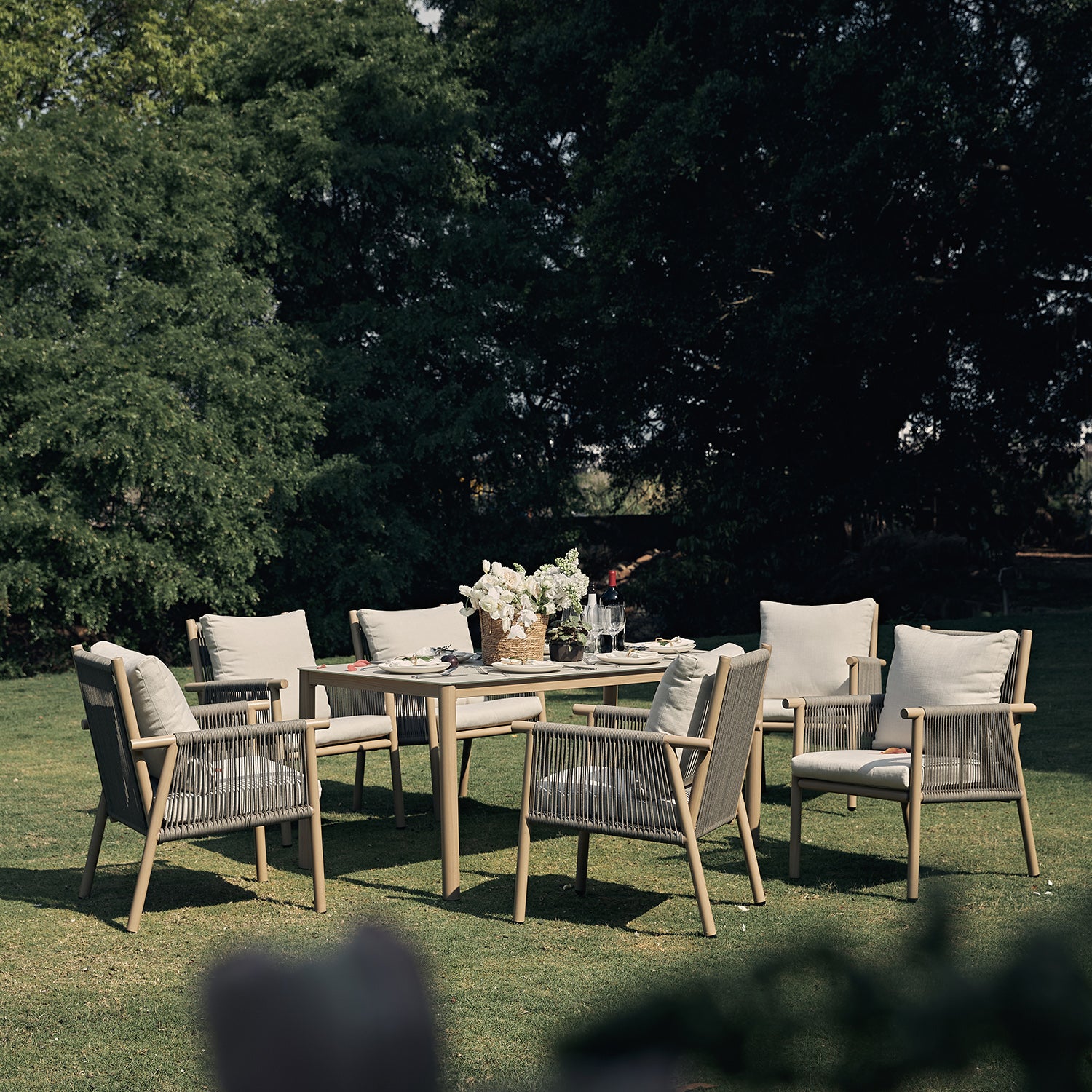 Soller Indoor and Outdoor Rope Weave 6-Seater Rectangular Dining Set