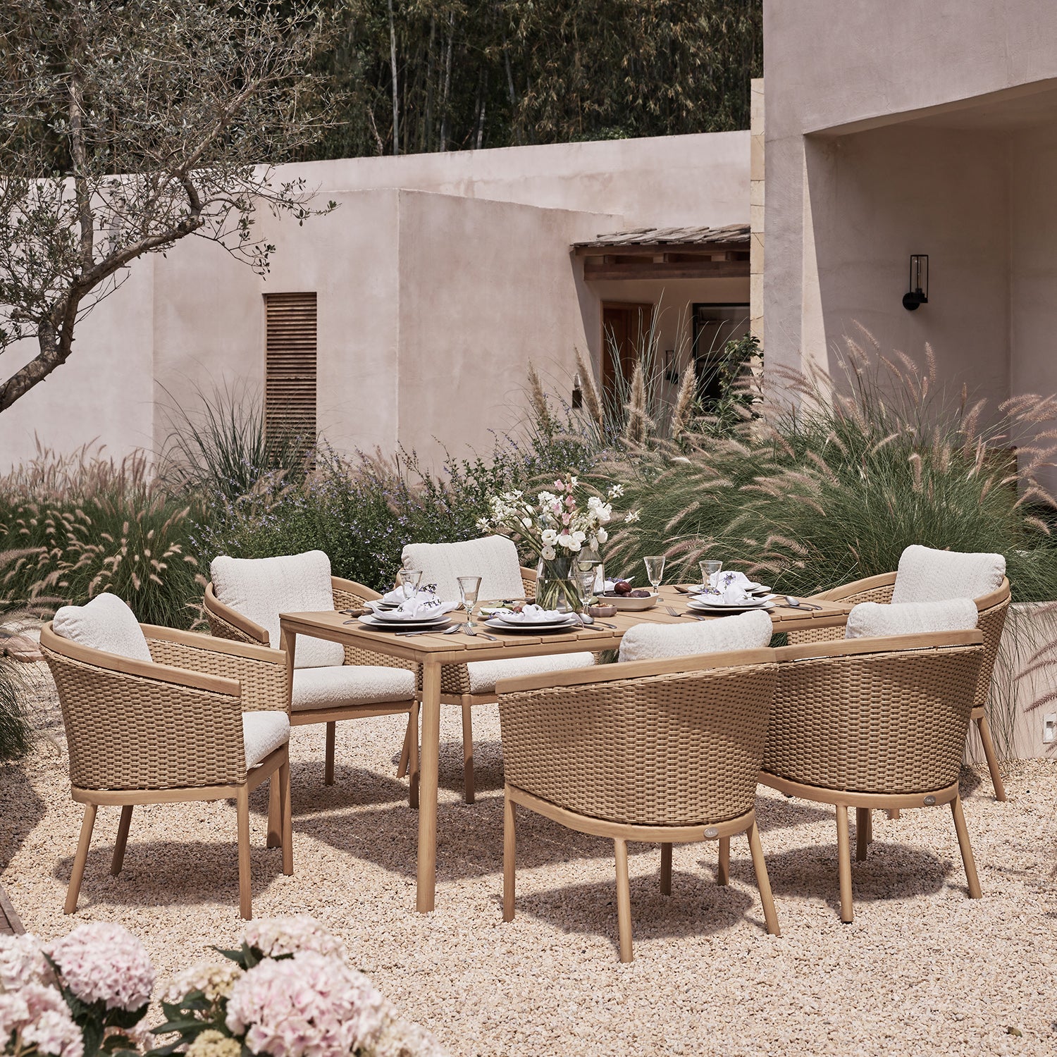 Panarea Indoor and Outdoor Wicker 6-Seater Rectangular Dining Set