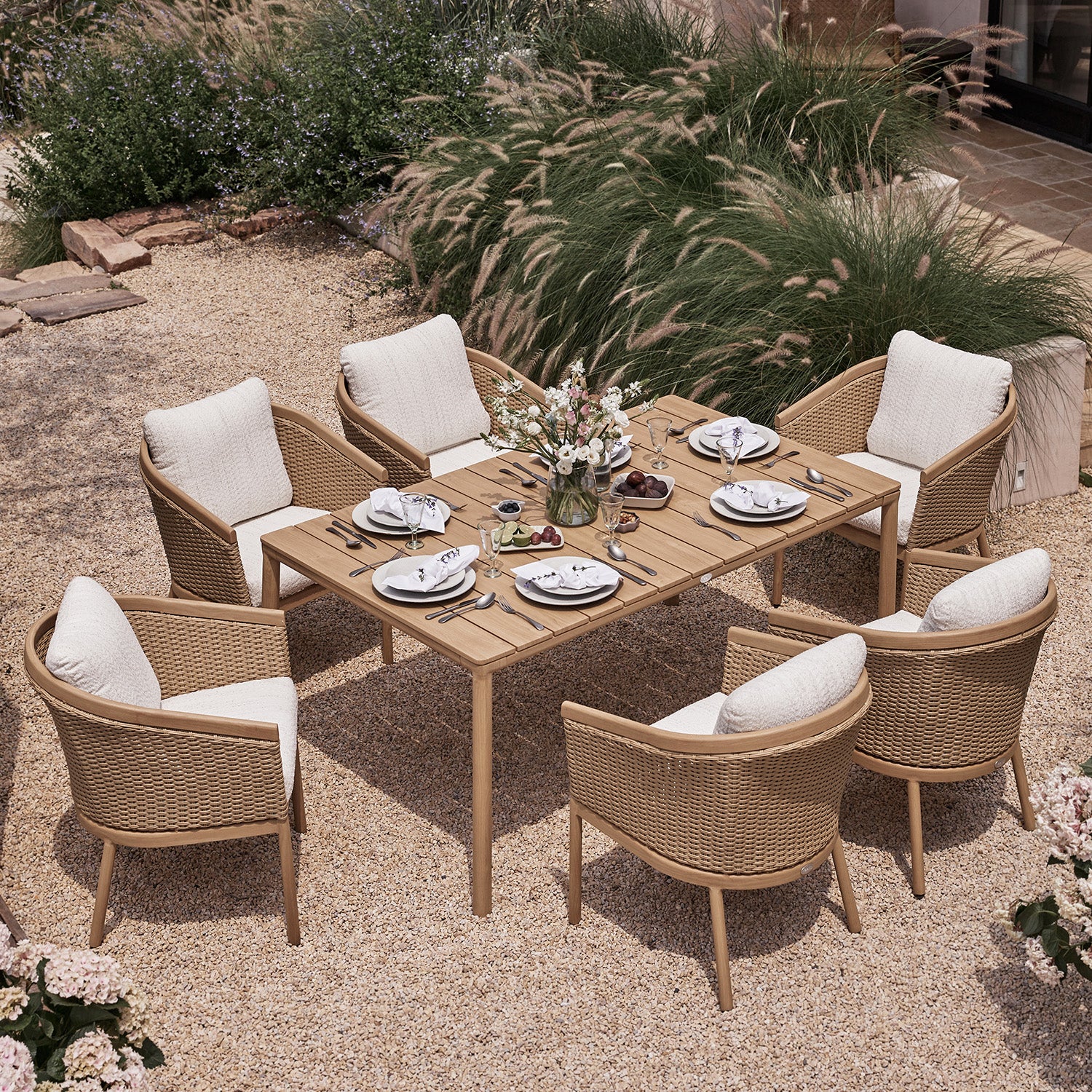 Panarea Indoor and Outdoor Wicker 6-Seater Rectangular Dining Set