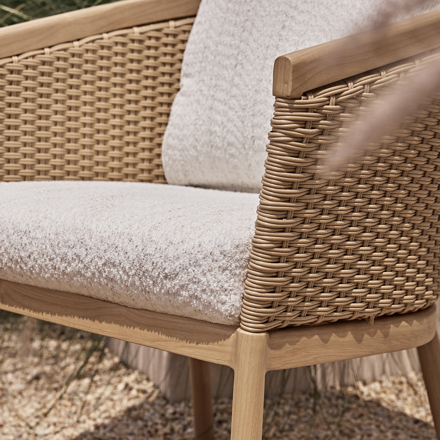 Panarea Indoor and Outdoor Wicker 6-Seater Rectangular Dining Set