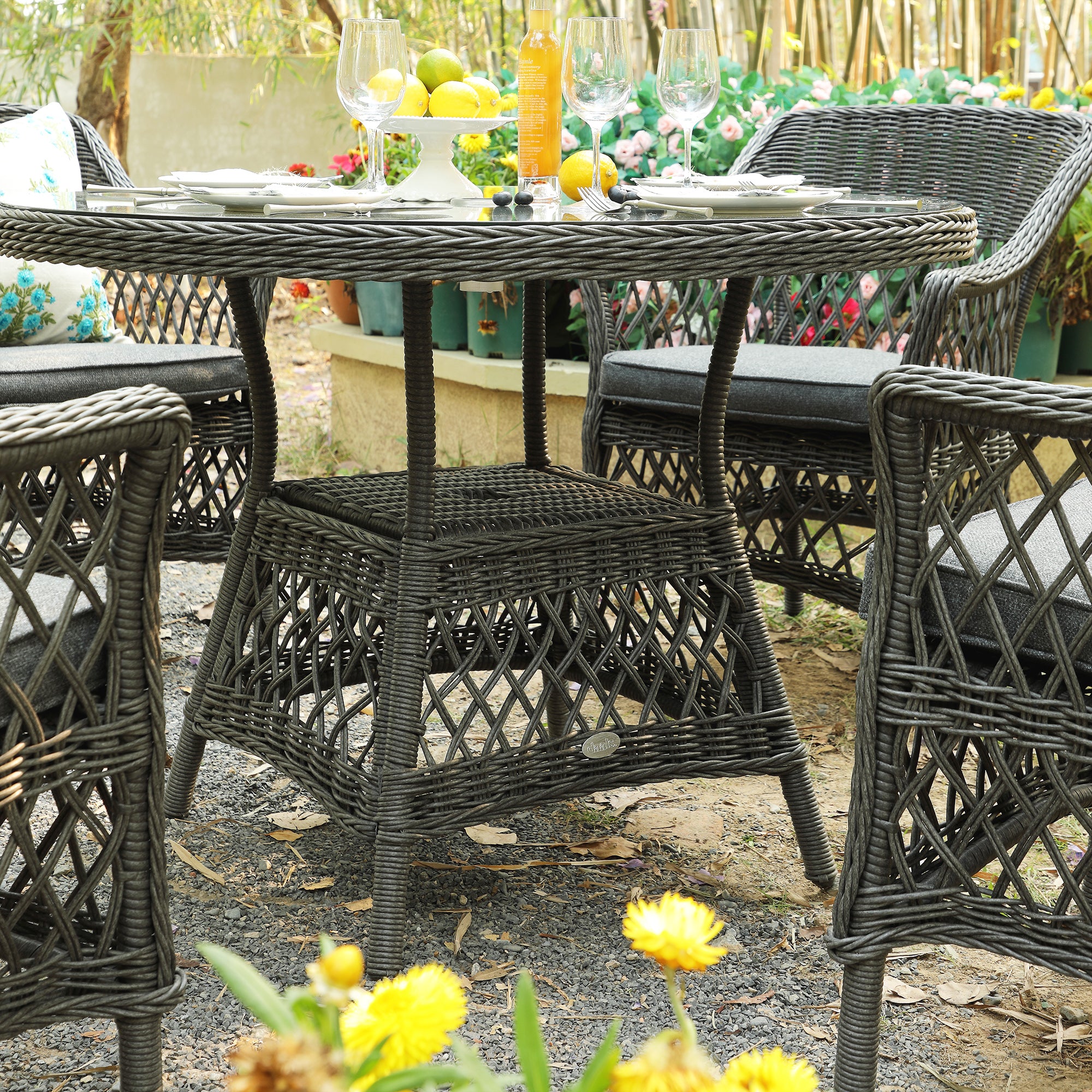 Willowbrook Lattice Weave Rattan 4-Seater Round Dining Set, Dark Grey ...