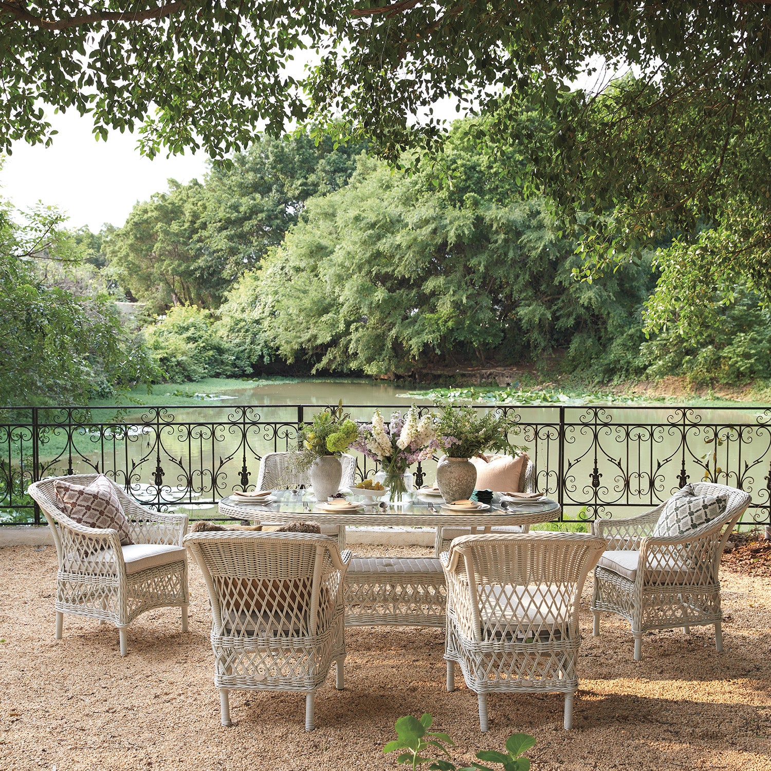 Willowbrook Lattice Weave Rattan 6-Seater Oval Dining Set, White