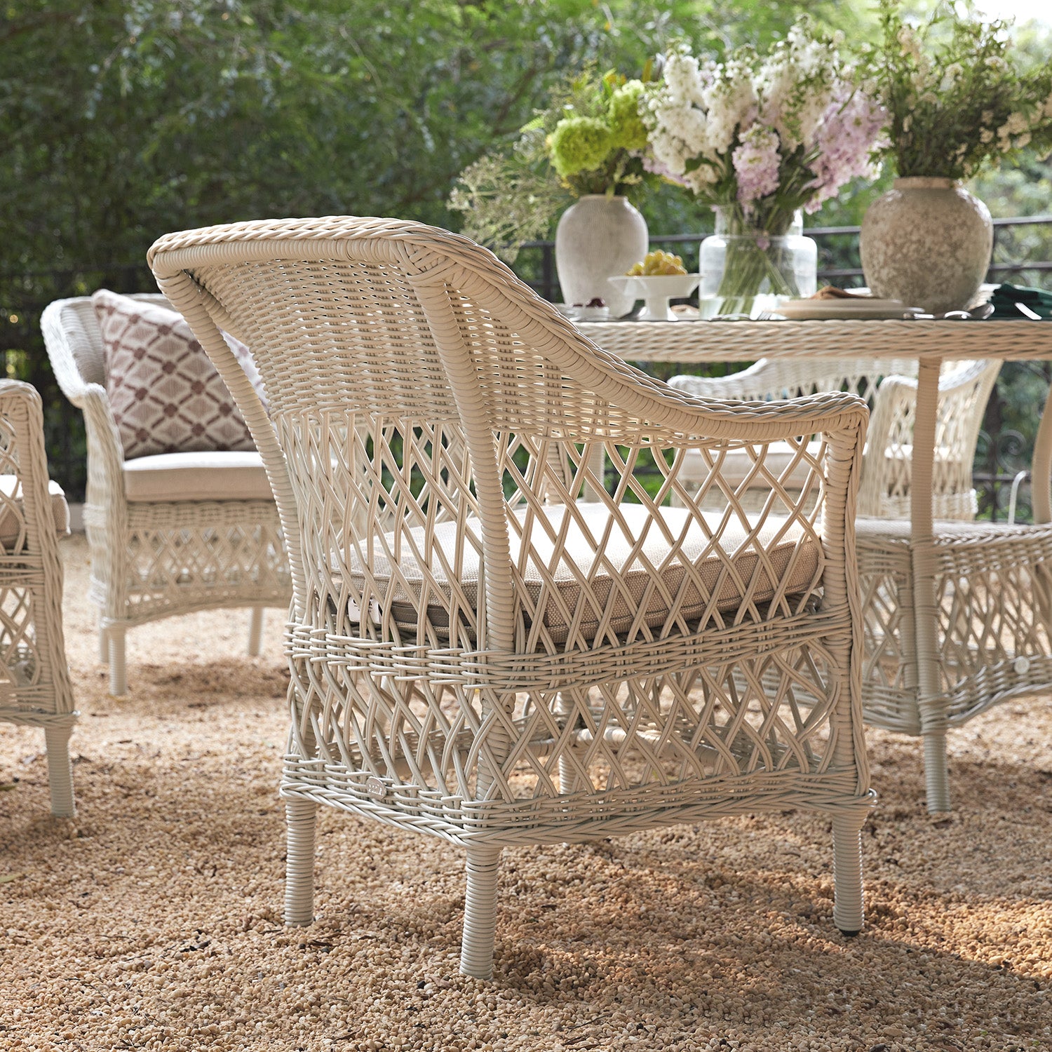 Willowbrook Lattice Weave Rattan 6-Seater Oval Dining Set, White